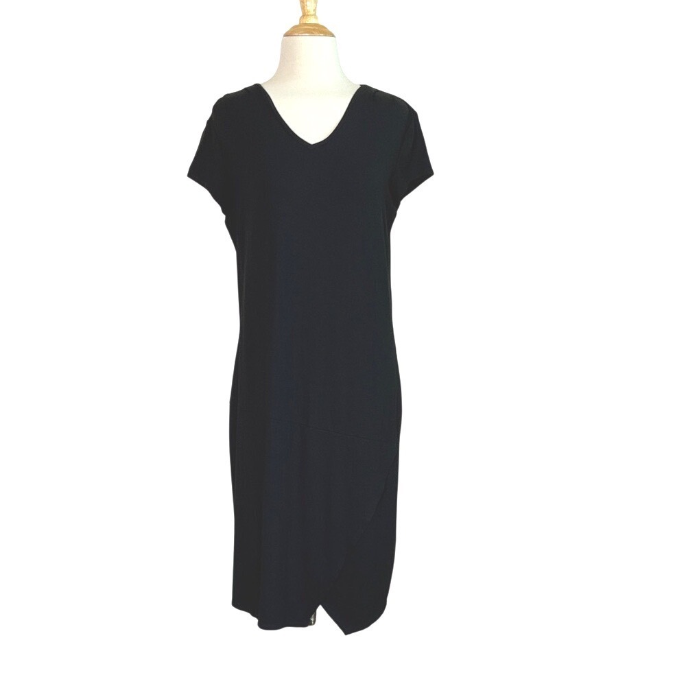 CHICO'S Sz 1 US Medium Black Cap Sleeve Shift Dress Midi‎ Asymmetrical Hem Vneck